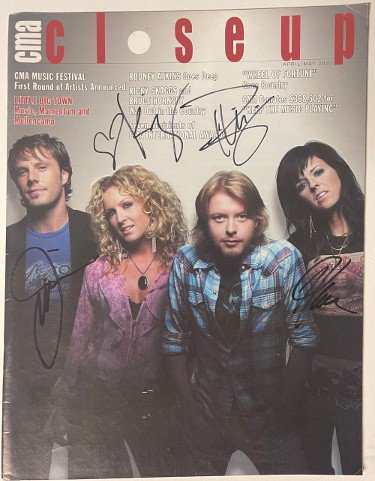 Little Big Town Band Autographed Signed 2007 CMA Close Up Magazine-4 sig- Beckett- Karen Fairchild/Kimberly Schlapman/P. Sweet/J. Westbrook 