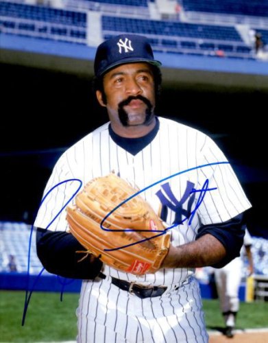 Luis Tiant Autographed Signed 8X10 Photo New York Yankees - Autographs