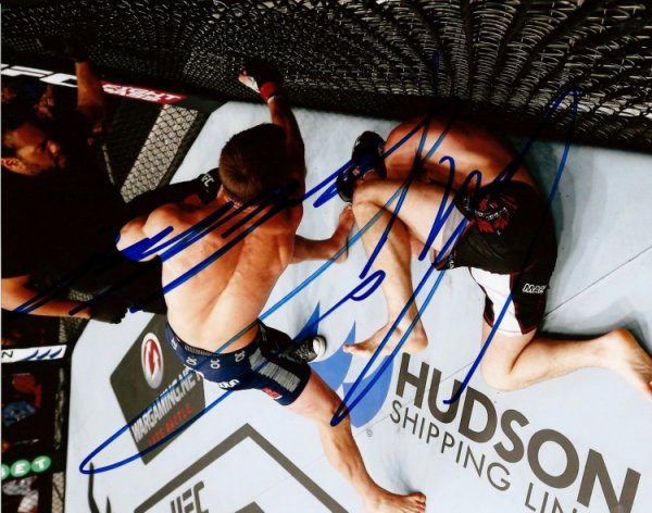 Luke Rockhold Autographed Signed UFC Mma 8X10 Photo With COA - Autographs 