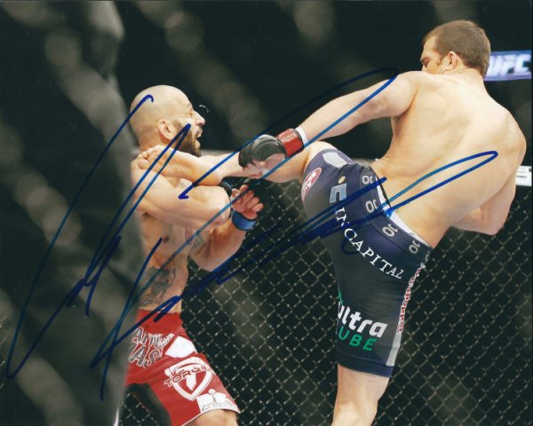 Luke Rockhold Autographed Signed UFC Mma 8X10 Photo With COA - Autographs 