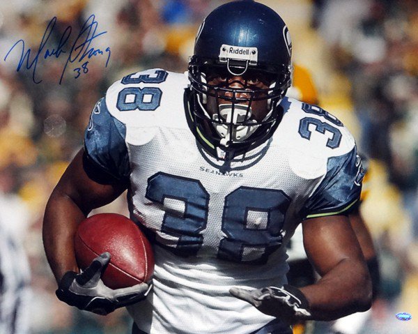 Mack Strong Autographed Signed 16X20 Photo Seattle Seahawks Mcs Holo #98148 
