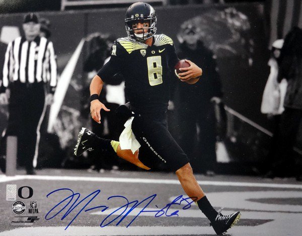Marcus Mariota Autographed Signed 16X20 Photo Oregon Ducks Mm Holo #89243 