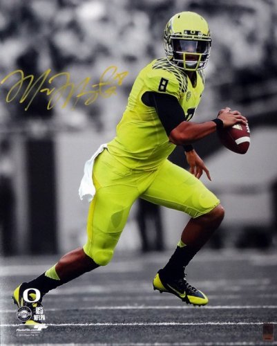 Marcus Mariota Autographed Signed 16X20 Photo Oregon Ducks Mm Holo #98160 