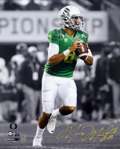 Marcus Mariota Autographed Signed 16X20 Photo Oregon Ducks Mm Holo #98161 