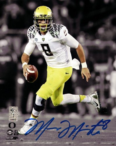 Marcus Mariota Autographed Signed 8X10 Photo Oregon Ducks Mm Holo #89175 