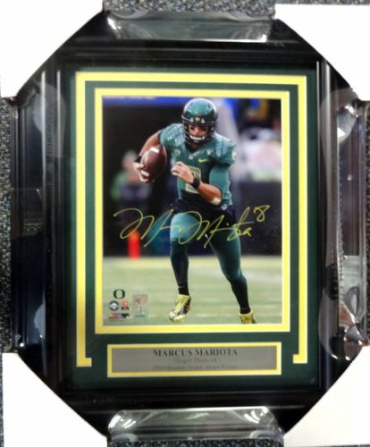Marcus Mariota Autographed Signed Framed 8X10 Photo Oregon Ducks Mm Holo #89821 