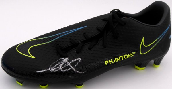 Mason Mount Autographed Signed Black Nike Phantom Cleat Shoe Chelsea F.C. Size 10.5 Beckett Beckett 