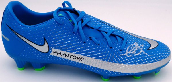 Mason Mount Autographed Signed Blue Nike Phantom Cleat Shoe Chelsea F.C. Size 10.5 Beckett Beckett 