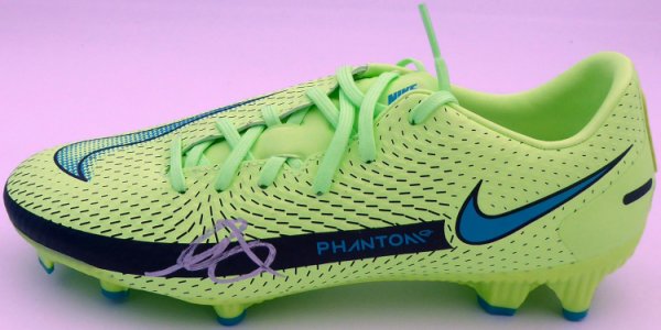Mason Mount Autographed Signed Green Nike Phantom Cleat Shoe Chelsea F.C. Size 8.5 Beckett Beckett 