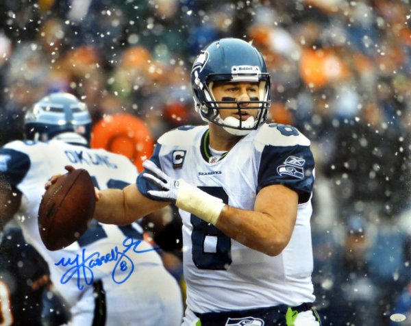Matt Hasselbeck Autographed Signed Seattle Seahawks 16X20 Photo Mcs Holo #111401 
