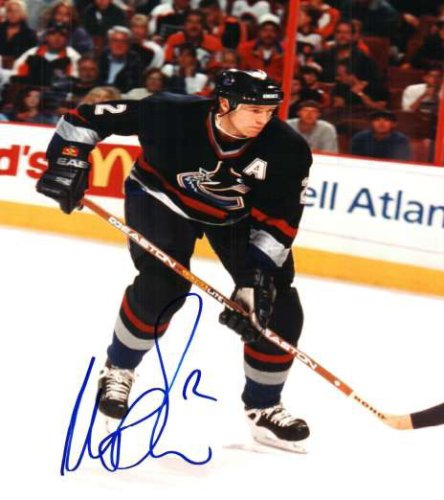 Mattias Ohlund Autographed Memorabilia Signed Photo Jersey Collectibles Merchandise