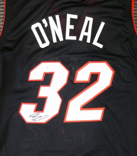 Miami Heat Shaquille Shaq O'neal Autographed Signed Black Jersey On 3 Beckett Beckett 