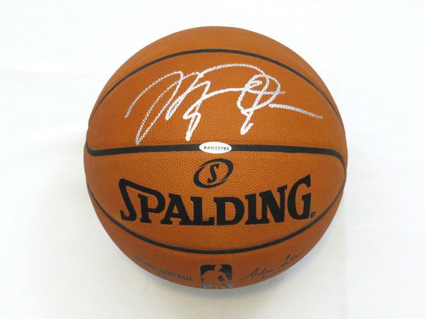 Michael Jordan Chicago Bulls Autographed Signed NBA Game Ball UDA UDA Authenticated Bam23765 