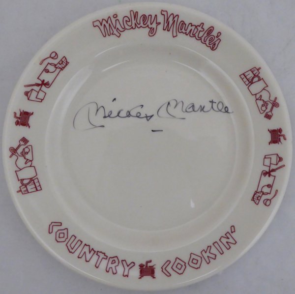 Mickey Mantle Autographed Signed Mickey Mantle's Country Cooking' Restaurant Plate New York Yankees Beckett Beckett 
