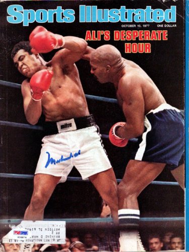 Muhammad Ali Autographed Sports Illustrated Magazine PSA/DNA