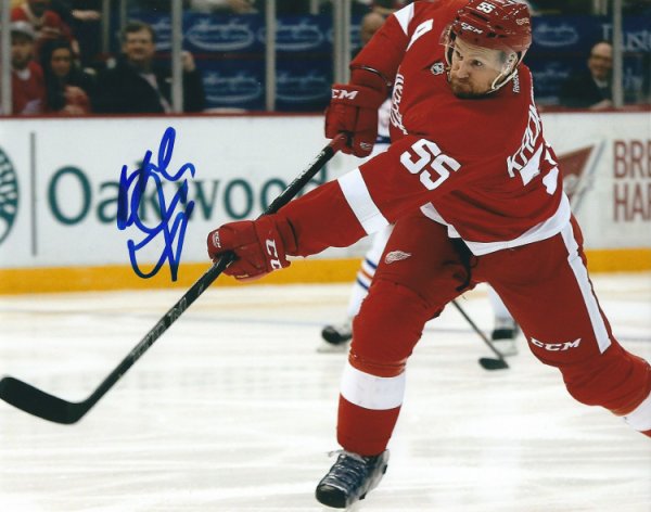 Niklas Kronwall Autographed Signed 8X10 Detroit Red Wings Photo - Autographs