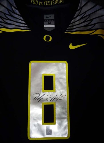 Oregon Ducks Marcus Mariota Autographed Signed Black Nike Jersey Size M Mm Holo #89864 