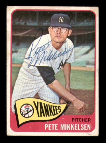 Pete Mikkelsen Autographed 1965 Topps Card #177 New York Yankees #231098