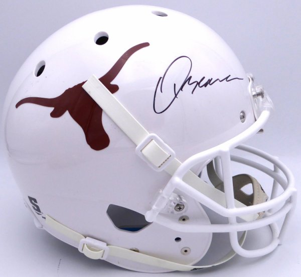 Quinn Ewers Autographed Signed White Full Size Replica Helmet Texas Longhorns Beckett Beckett Qr #Wt22502 