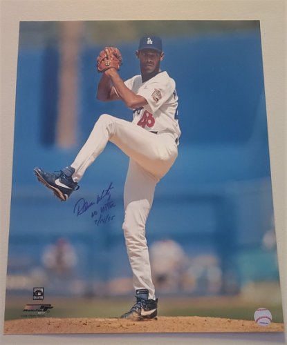 Ramon Martinez Autographed Signed 16X20 Los Angeles Dodgers Photo - Autographs