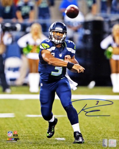 Russell Wilson Autographed 16X20 Photo Seattle Seahawks Rw Holo #95139