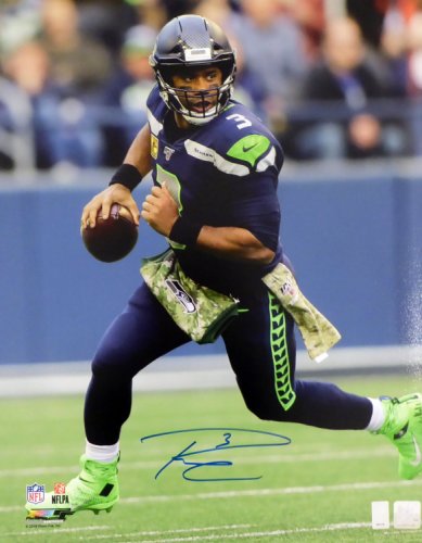 Russell Wilson Autographed Signed 16X20 Photo Seattle Seahawks Rw Holo #159123 