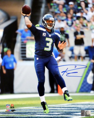 Russell Wilson Autographed Signed 16X20 Photo Seattle Seahawks Rw Holo #95141 