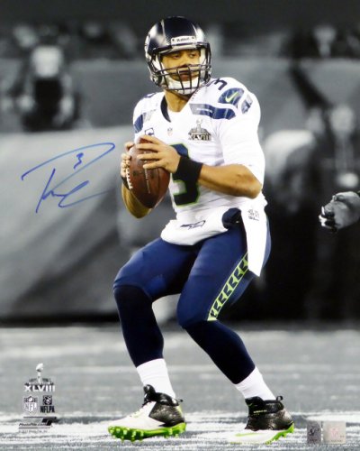 Russell Wilson Autographed Signed 16X20 Photo Seattle Seahawks Super Bowl Rw Holo #106944 