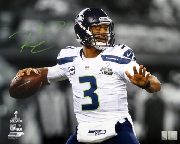 Russell Wilson Autographed Signed 16X20 Photo Seattle Seahawks Super Bowl Xlviii Rw Holo #105129 