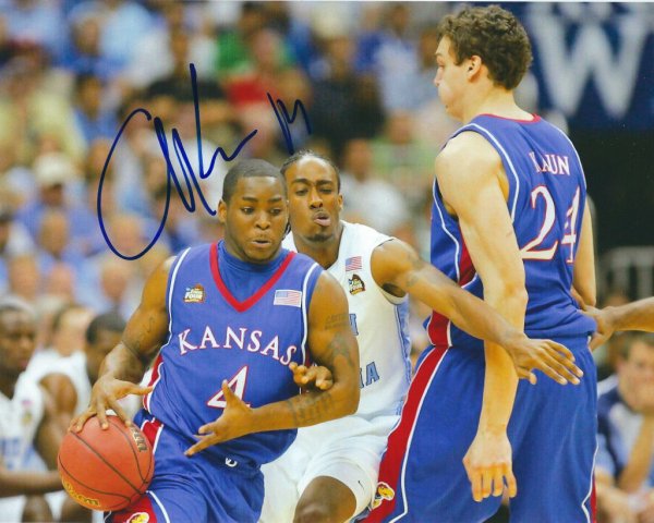 Sasha Kaun Autographed Signed 8X10 Kansas Jayhawks 8X10 Photo - Autographs