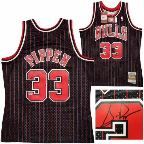 Lot Detail - 1995-96 Scottie Pippen Game Used and Signed Playoff