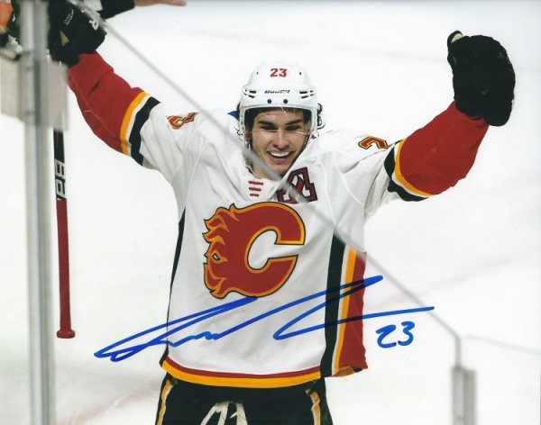 Sean Monahan Autographed Signed 8X10 Calgary Flames Photo - Autographs