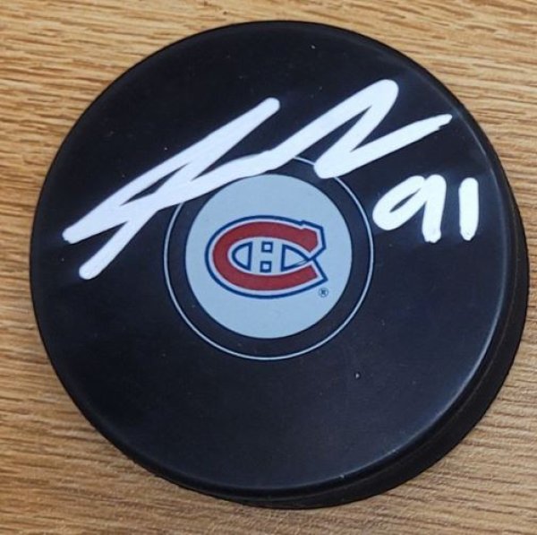 Sean Monahan Autographed Signed Montreal Canadiens Hockey Puck - Autographs