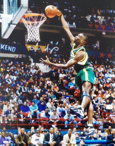 Shawn Kemp Autographed Signed 16X20 Photo Seattle Sonics Mcs Holo #125212 