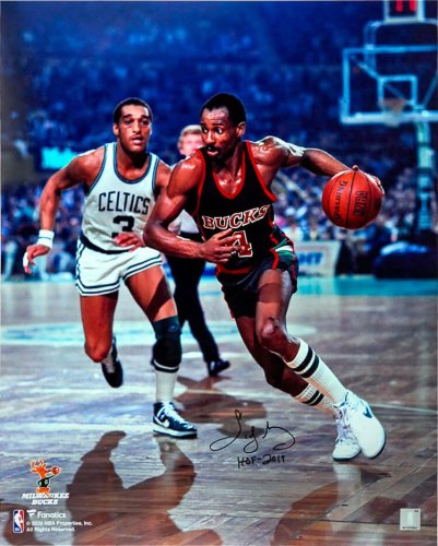 Sidney Moncrief Autographed Signed Milwaukee Bucks Action 16x20 Photo w/HOF'19 