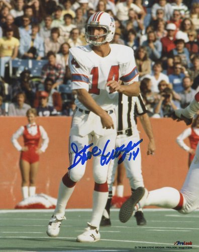 Steve Grogan Signed Patriots White Jersey Throwing 8x10 Photo