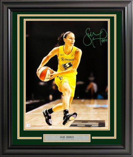 Sue Bird Memorabilia Sue Bird Autographed Magazine - April 10