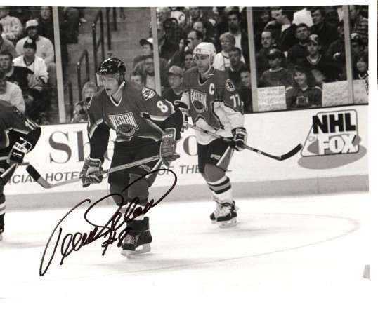 Teemu Selanne Autographed Signed Anaheim Ducks Photo - Autographs
