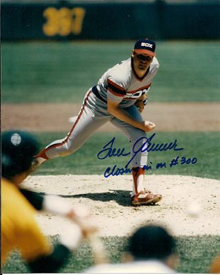 Tom Seaver Autographed Signed HOF r 8X10 Chicago White Sox Photo
