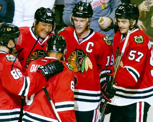Trevor Daley Autographed Signed 8X10 Chicago Blackhawks Photo - Autographs