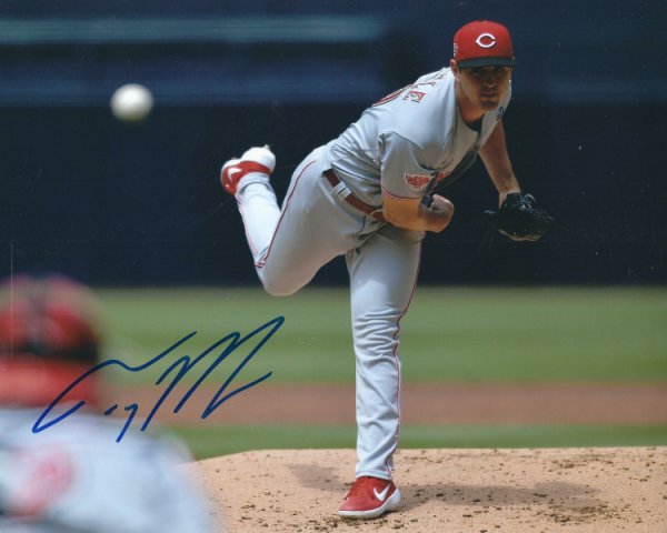 Tyler Mahle Autographed Signed 8X10 Cincinnati Reds Photo - Autographs