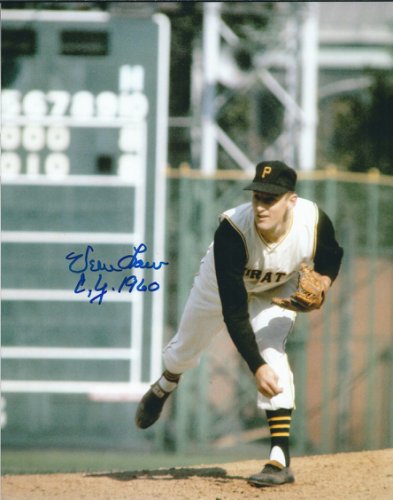 Vern Law Autographed Signed 8X10 Pittsburgh Pirates Photo - Autographs