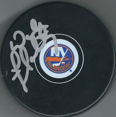 Wade Flaherty Autographed Signed New York Islanders Hockey Puck - Autographs