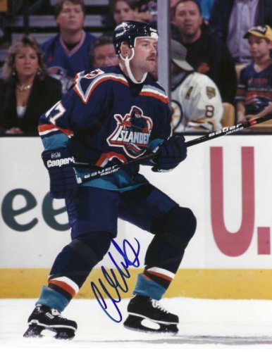 Wendel Clark Autographed Signed 8X10 New York Islanders Photo - Autographs 