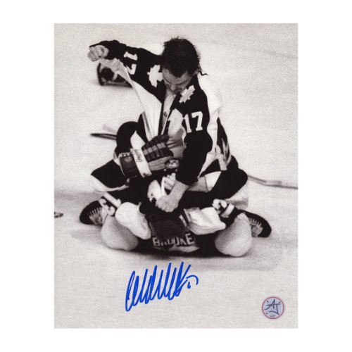 Wendel Clark Autographed Signed Toronto Maple Leafs Black & White Punishment 8x10 Photo 