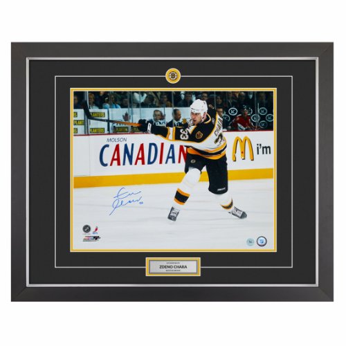 Zdeno Chara Autographed Signed Framed Boston Bruins Jersey COA