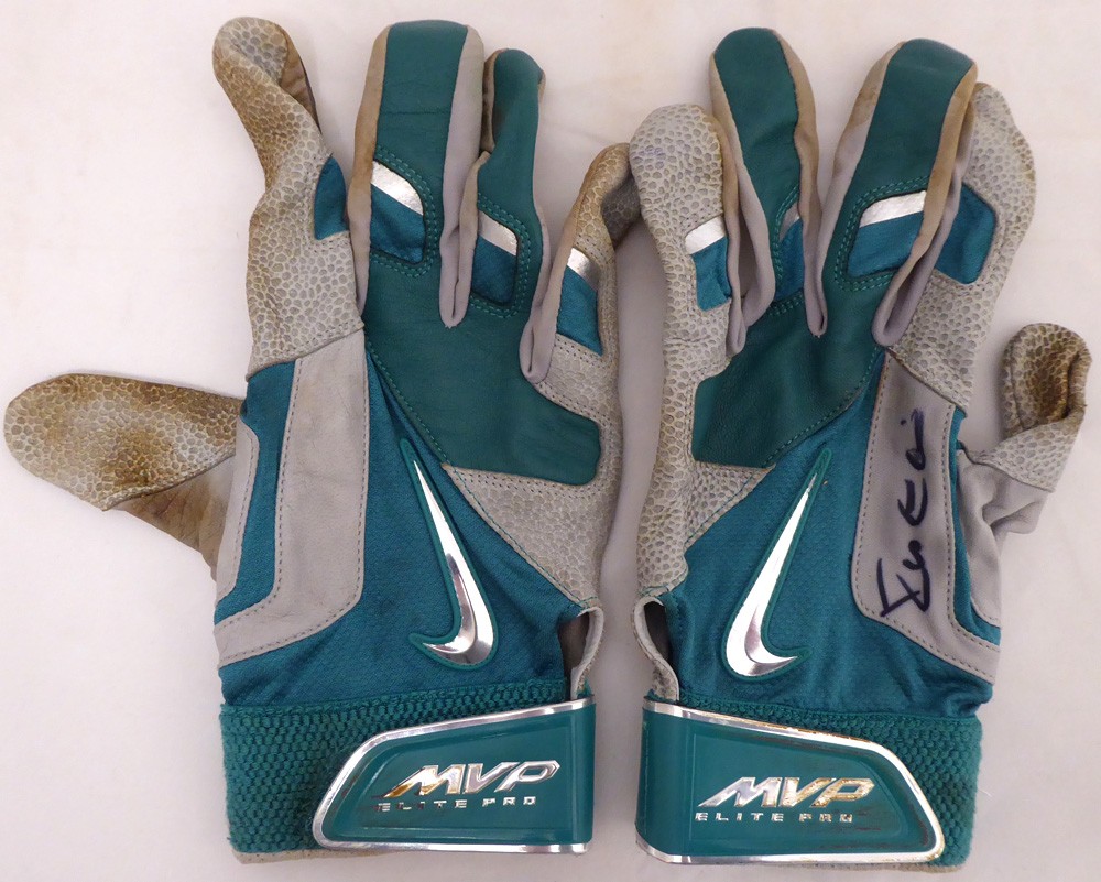 Nike mvp elite pro deals batting gloves custom